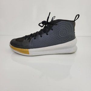 Under Armour UA Sneakers Gray Womens Size 9.5 Jet Basketball Shoes 3022939-100